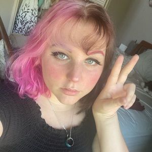 Meet your Posher, Sky